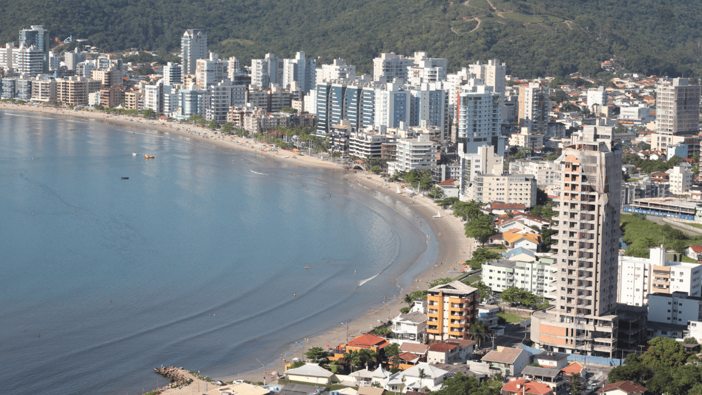 como-investir-no-centro-de-itapema