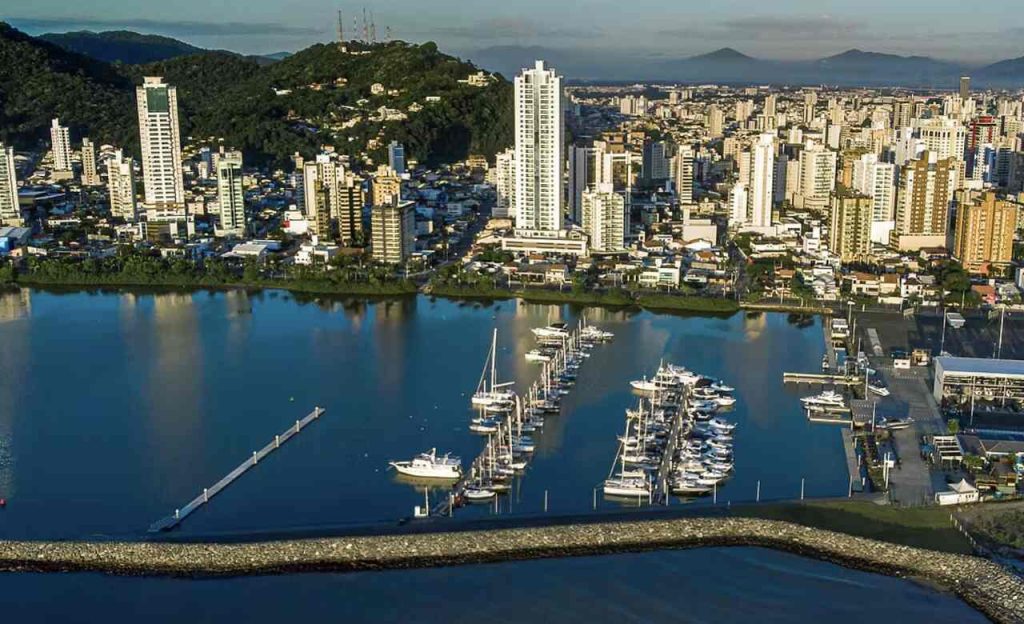 o-que-fazer-em-itajai-guia-completo-de-opcoes-de-lazer